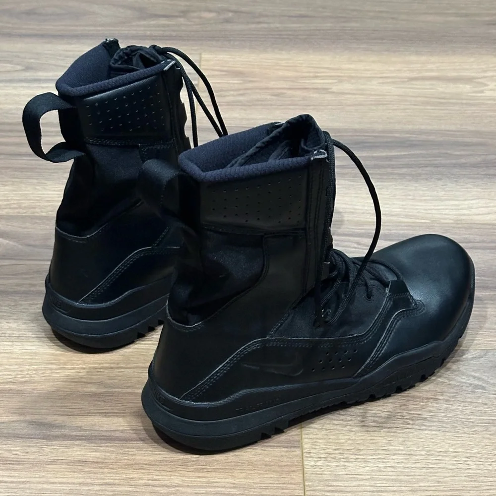 Nike SFB Field 2 8